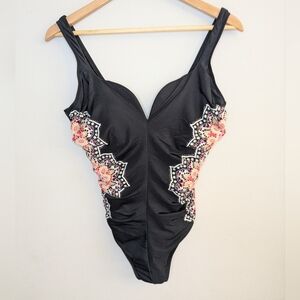 Miraclesuit Black Handkerchief Print Ruched Swimsuit Size M